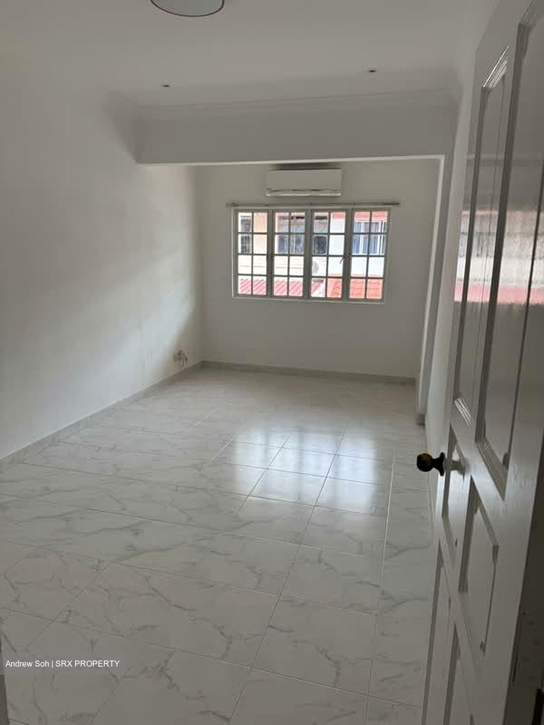 Joo Chiat Road (D15), Terrace #545835961